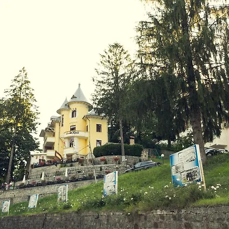 Vila Rica Slănic Moldova